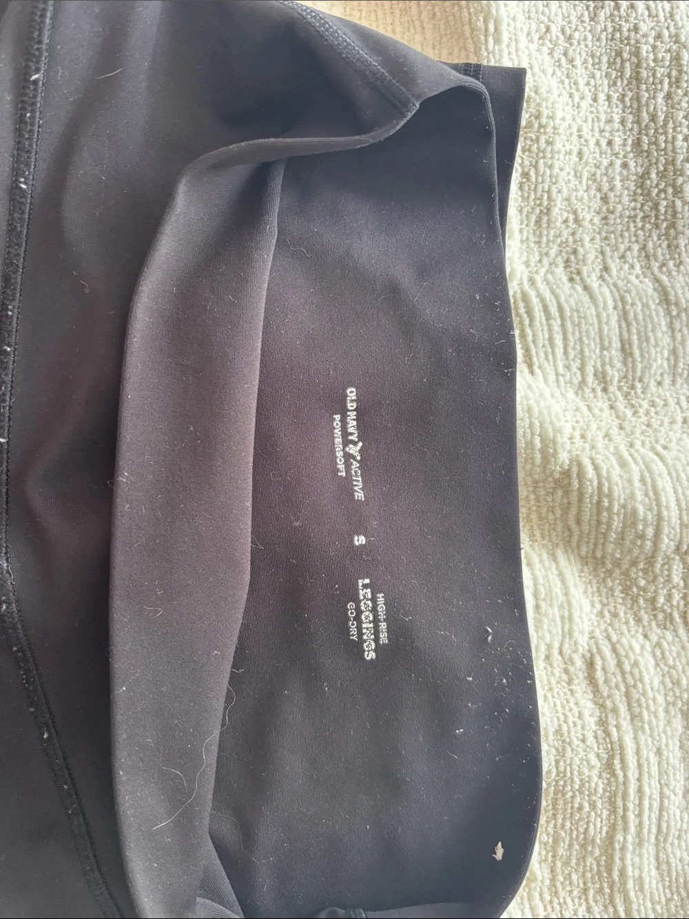 Old Navy Black High-Waist Leggings - Picture 3 of 8